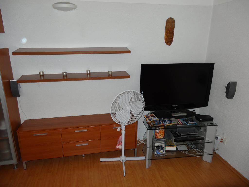 Chata Triomint Senec Habitación foto